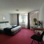 Garni Hotel